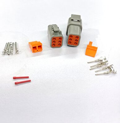 kopen 100% nieuw PP-materiaal Deutsch 6 Pin Connector Kit met behuizing voor Genie Scissor Lift Parts en Platform Control Box Parts met 1 jaar garantie online vervaardiging